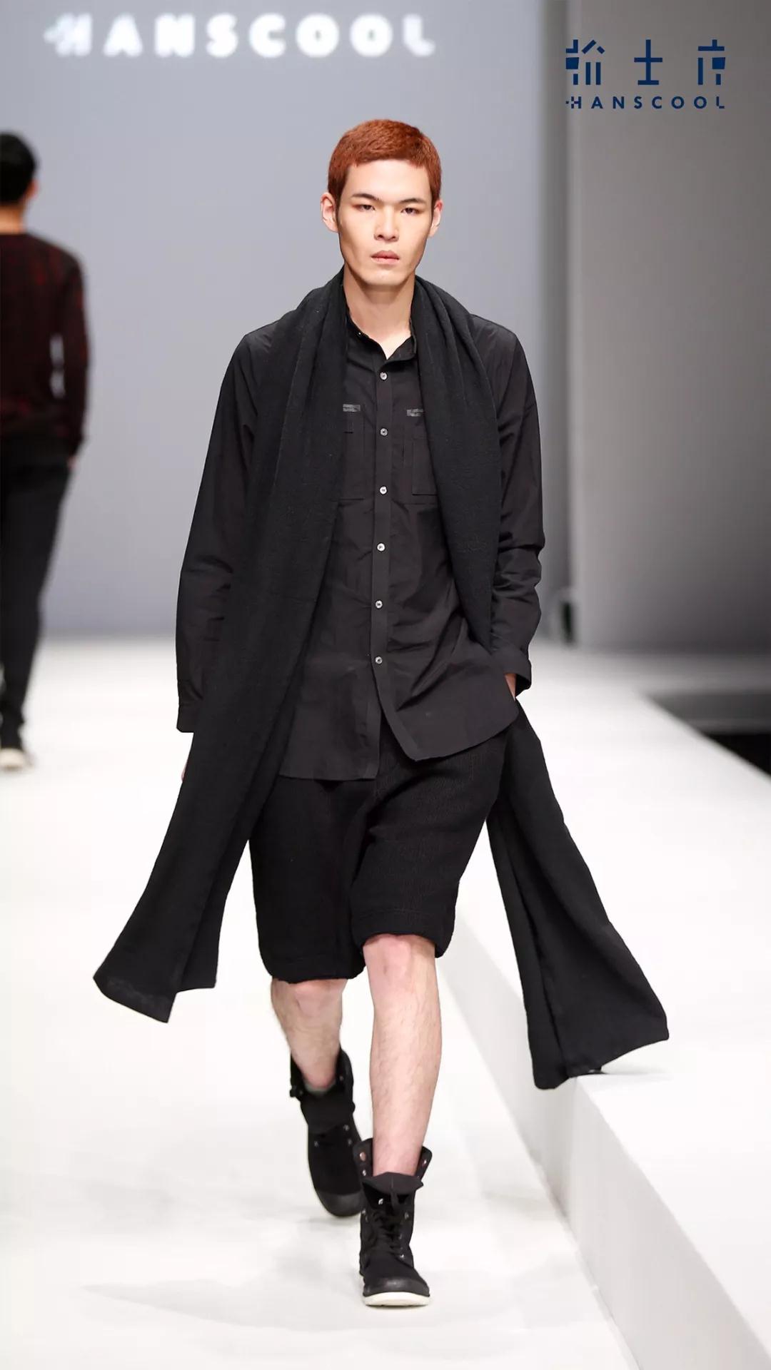 学生活动丨中心学生参加翰士库 2019春夏服装发布