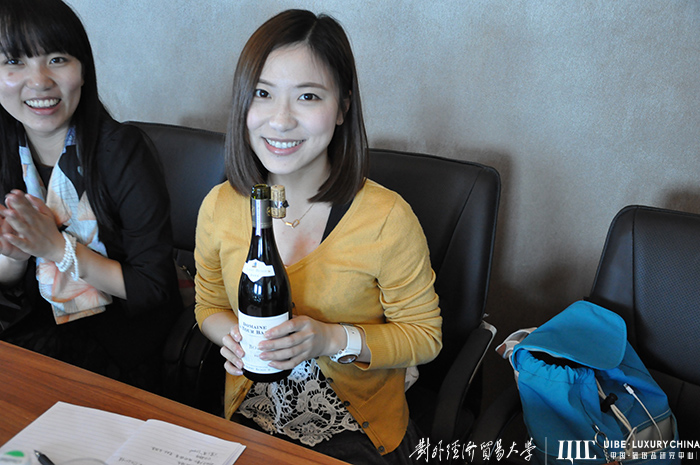 【主题课堂】奢侈品研究中心——高级侍酒师课程圆满结束! 【主题课堂】奢侈品研究中心——高级侍酒师课程圆满结束!