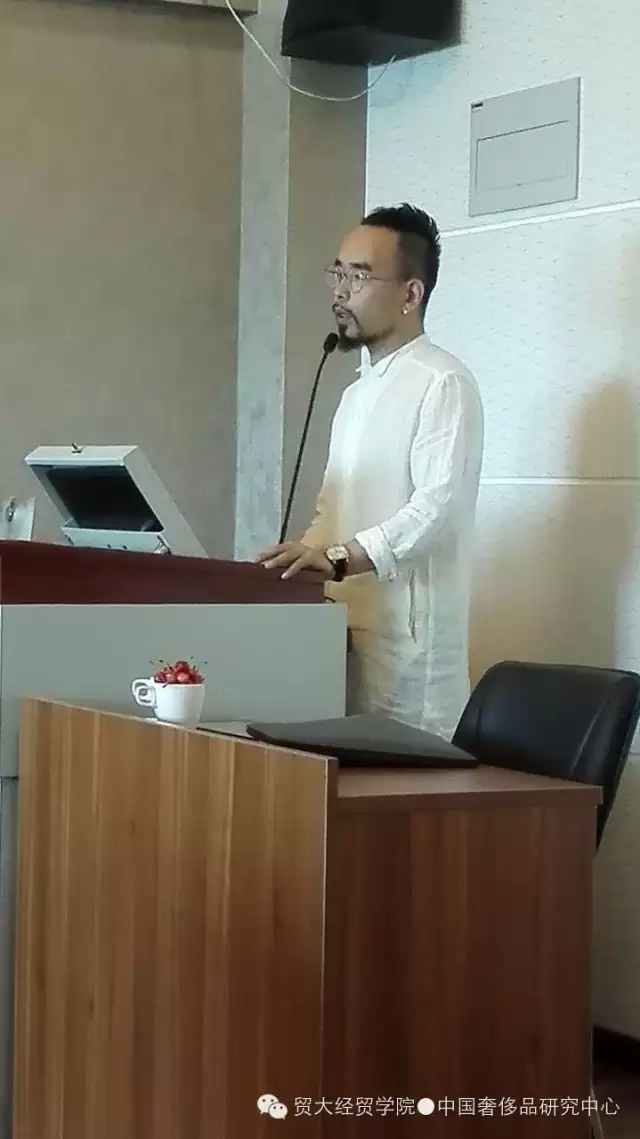 【主题课堂】惊！《奢侈品橱窗课》惊现十几只“手工狂魔”！