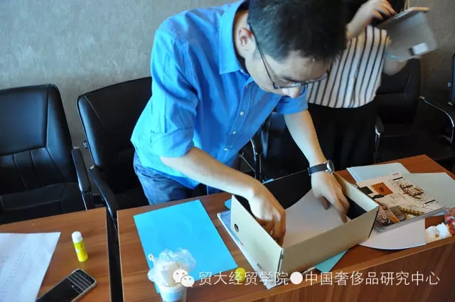 【主题课堂】惊！《奢侈品橱窗课》惊现十几只“手工狂魔”！