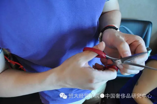 【主题课堂】惊！《奢侈品橱窗课》惊现十几只“手工狂魔”！