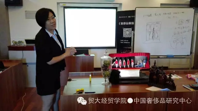 【主题课堂】惊！《奢侈品橱窗课》惊现十几只“手工狂魔”！