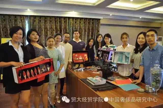 【主题课堂】惊！《奢侈品橱窗课》惊现十几只“手工狂魔”！